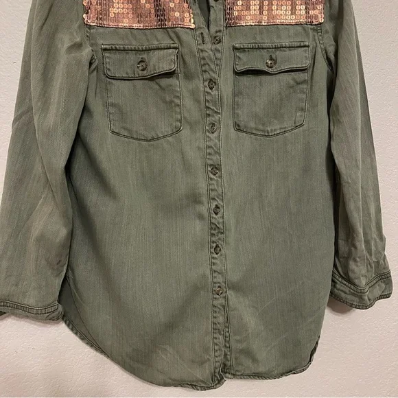 Anthropologie Olive Green and Bronze Sequin Button Down Shirt Size 8 - Picture 5 of 16
